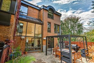 3035 Le Boulevard - Photo 1 of 1