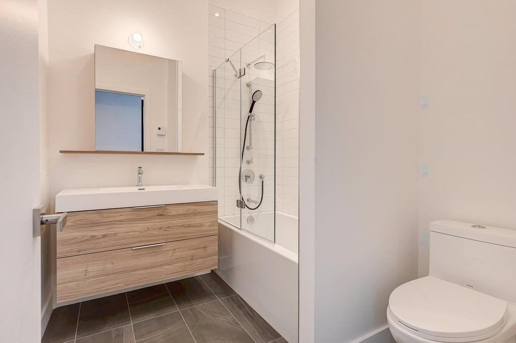 251 Rue De Castelnau O. 501 - Photo 5 of 12