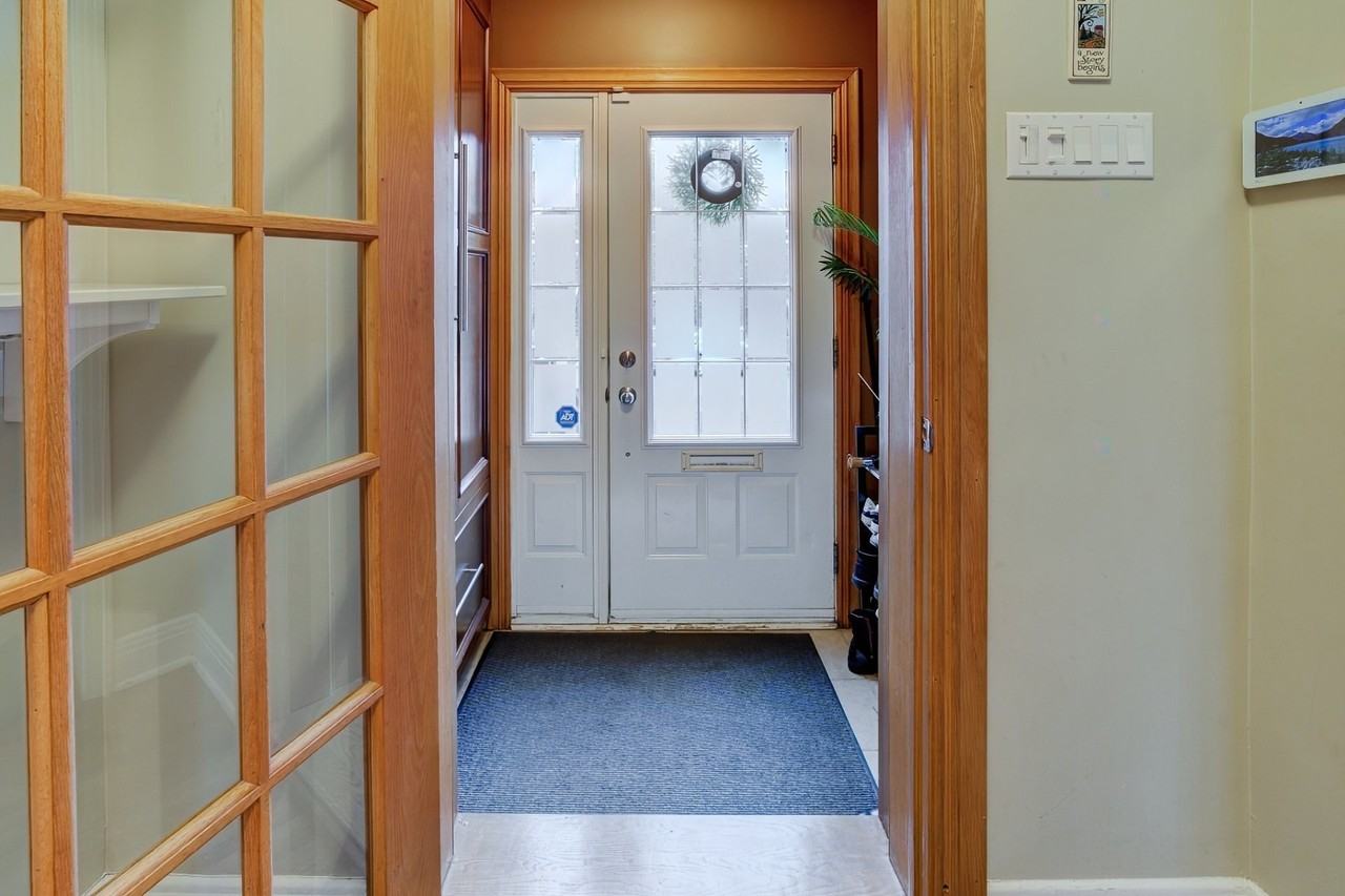 1420 Rue Dépatie - Photo 2 of 23