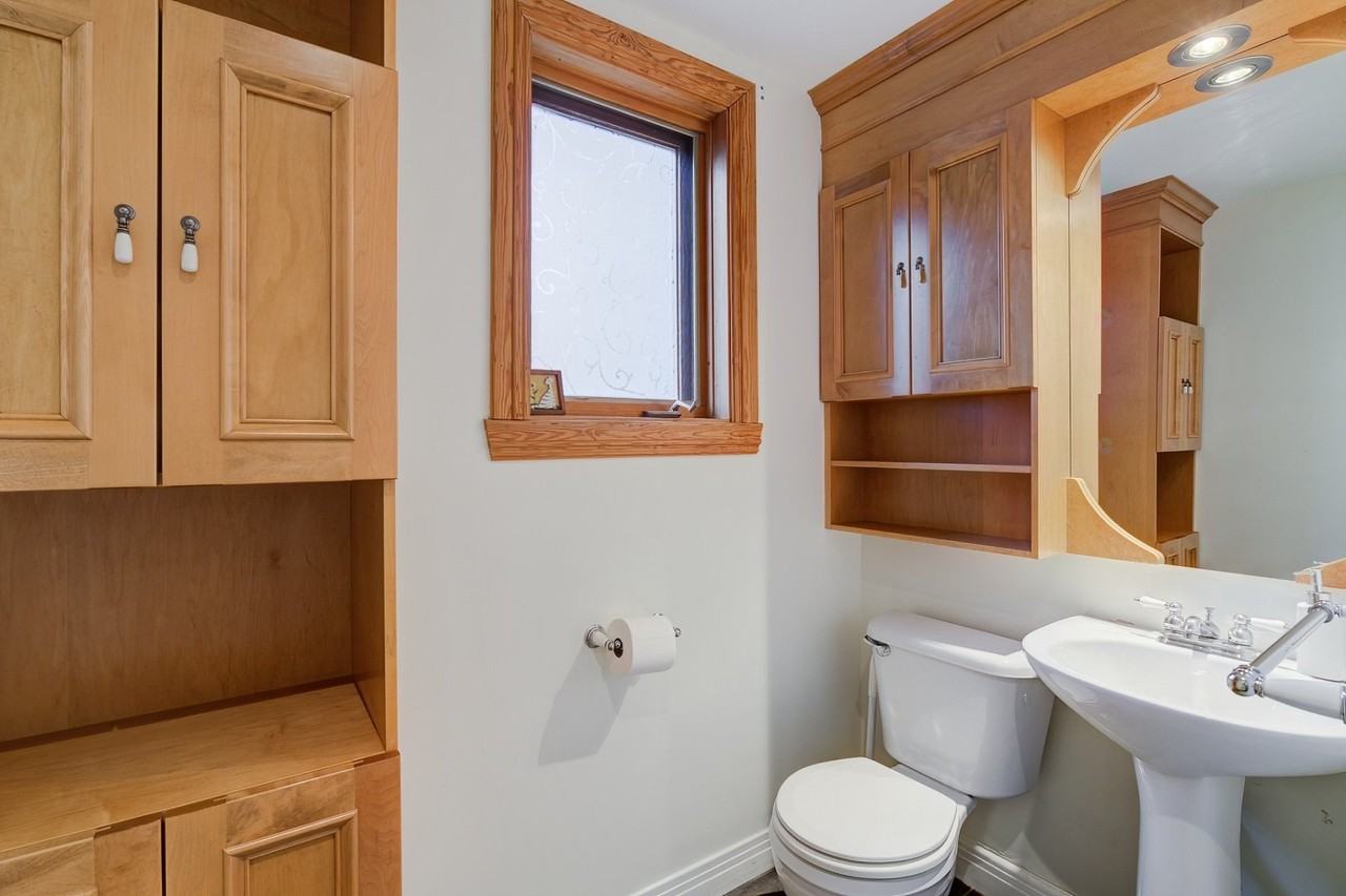 1420 Rue Dépatie - Photo 5 of 23