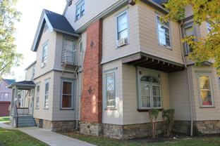 356 Oxford St - Photo 1 of 1