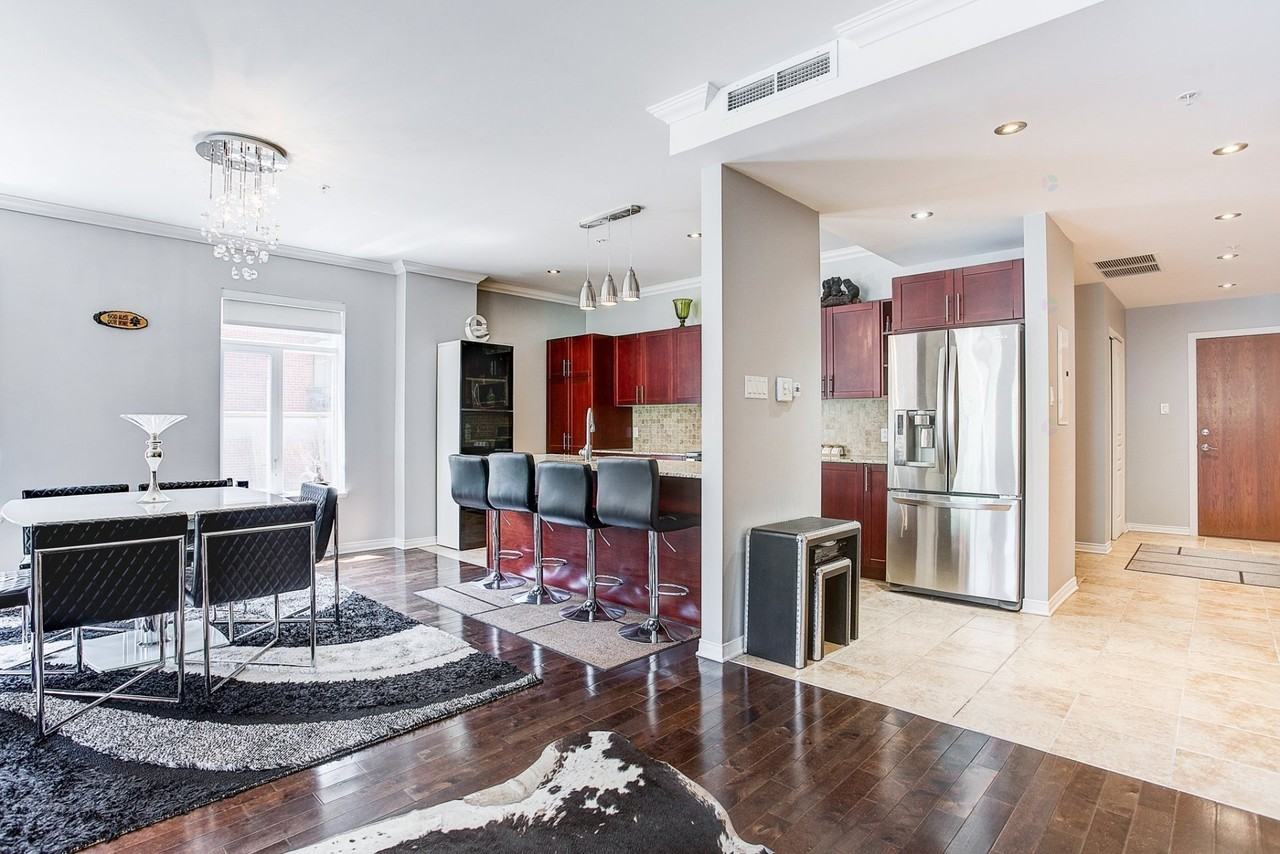 550 Boul De La Côte-Vertu - Photo 4 of 28