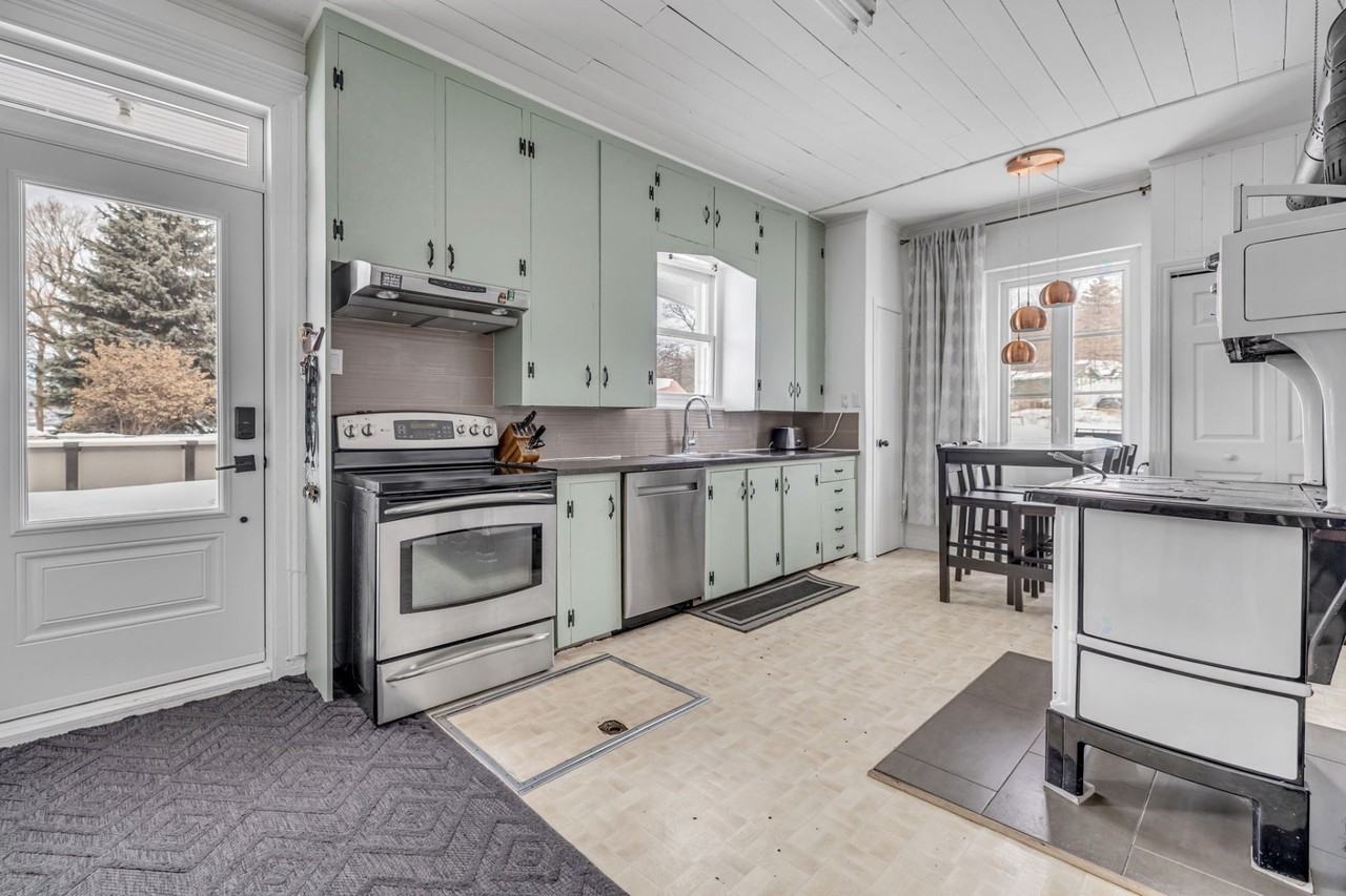 8313 Ch Royal - Photo 3 of 43