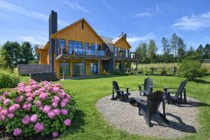 featured image of 430 Allée Des Chevaux-Blancs
