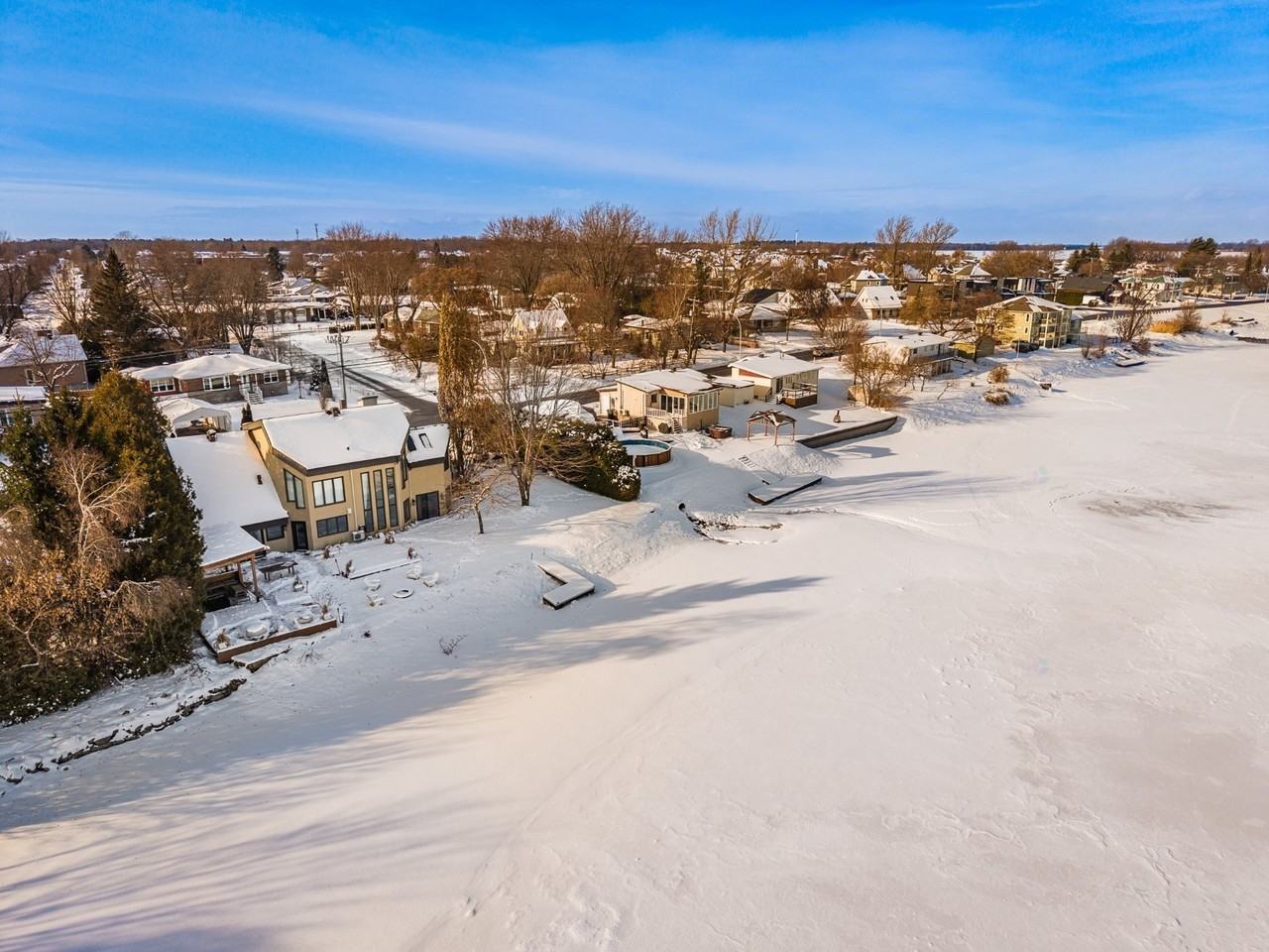 181 Rue Jean-Talon - Photo 4 of 31