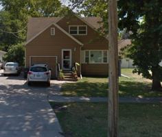 featured image of 716 4th St S