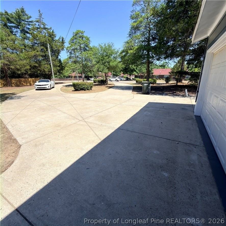 228 Eastwood Ave - Photo 5 of 25