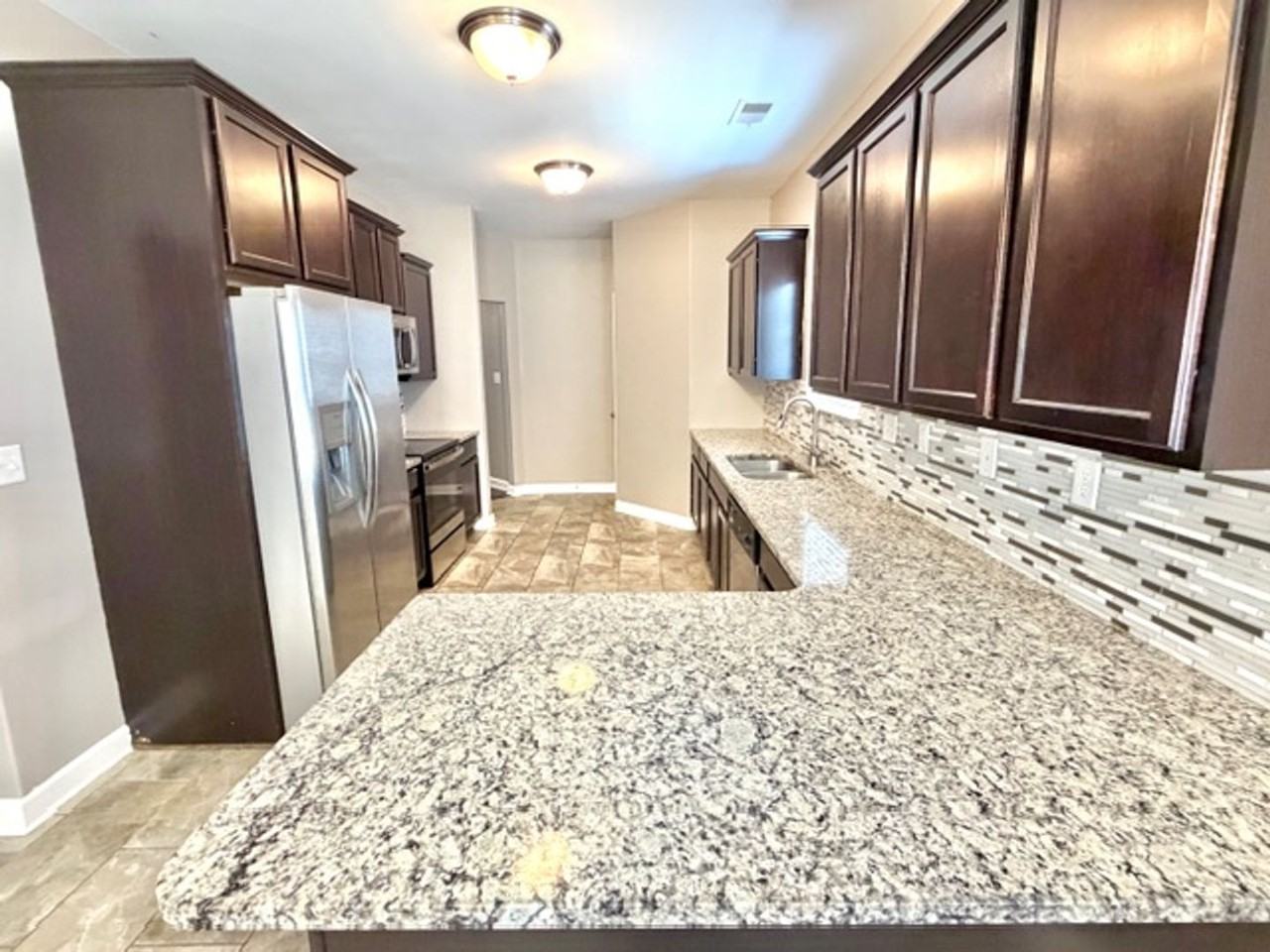 7567 Glenlaurel Way - Photo 5 of 12