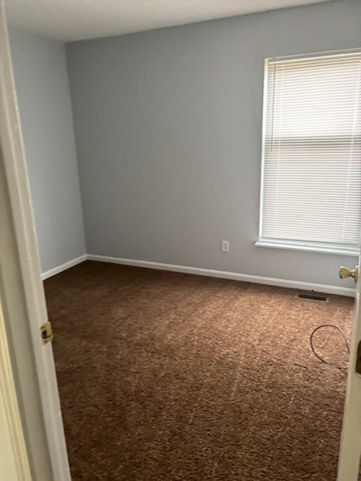 2512 Cedar St - Photo 3 of 15