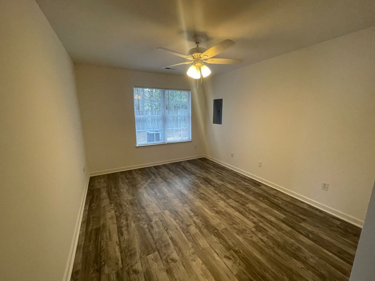 316 Saint Rosea Rd - Photo 5 of 8