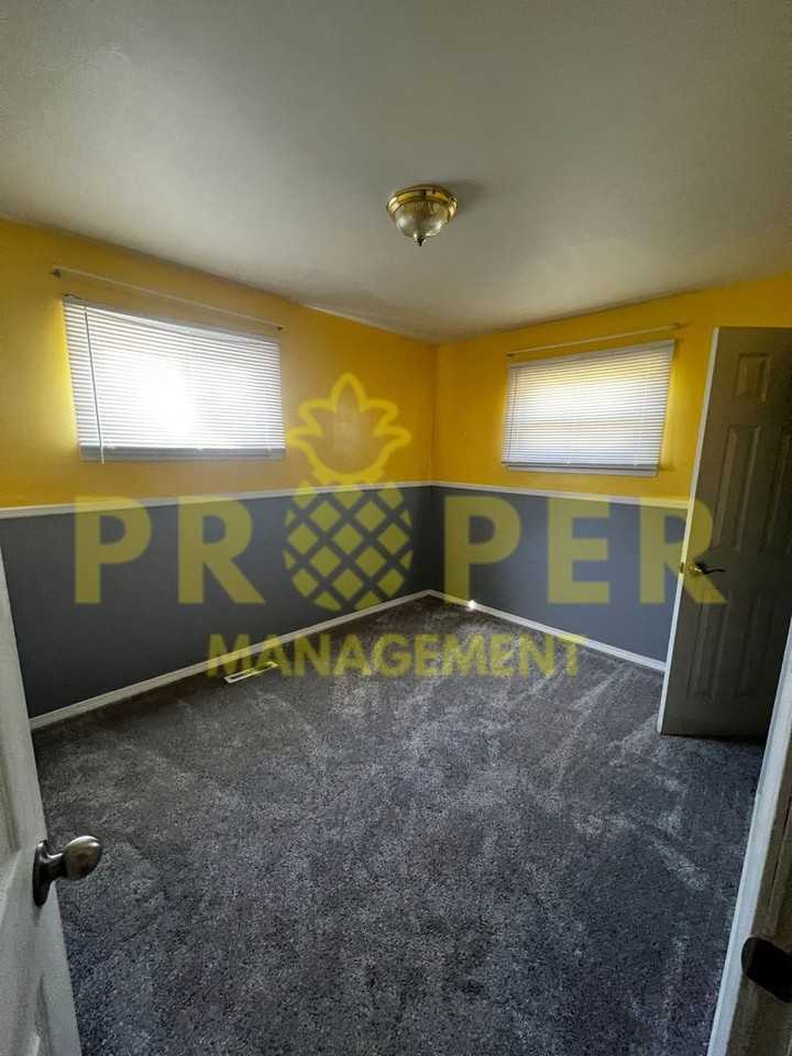 3964 Nicholas Rd - Photo 5 of 8