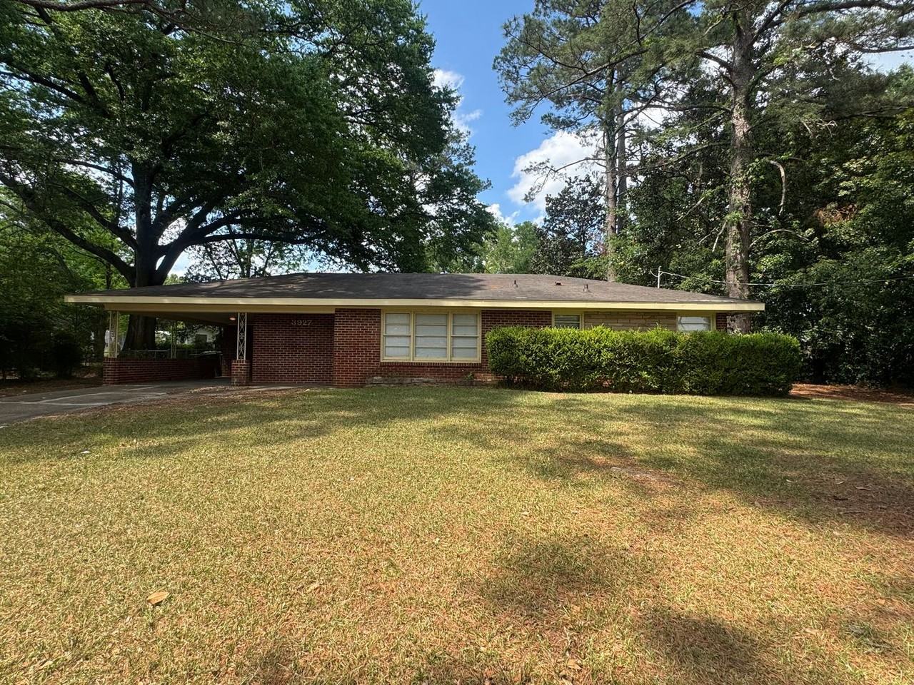 3927 Bienville Rd - Photo 2 of 21