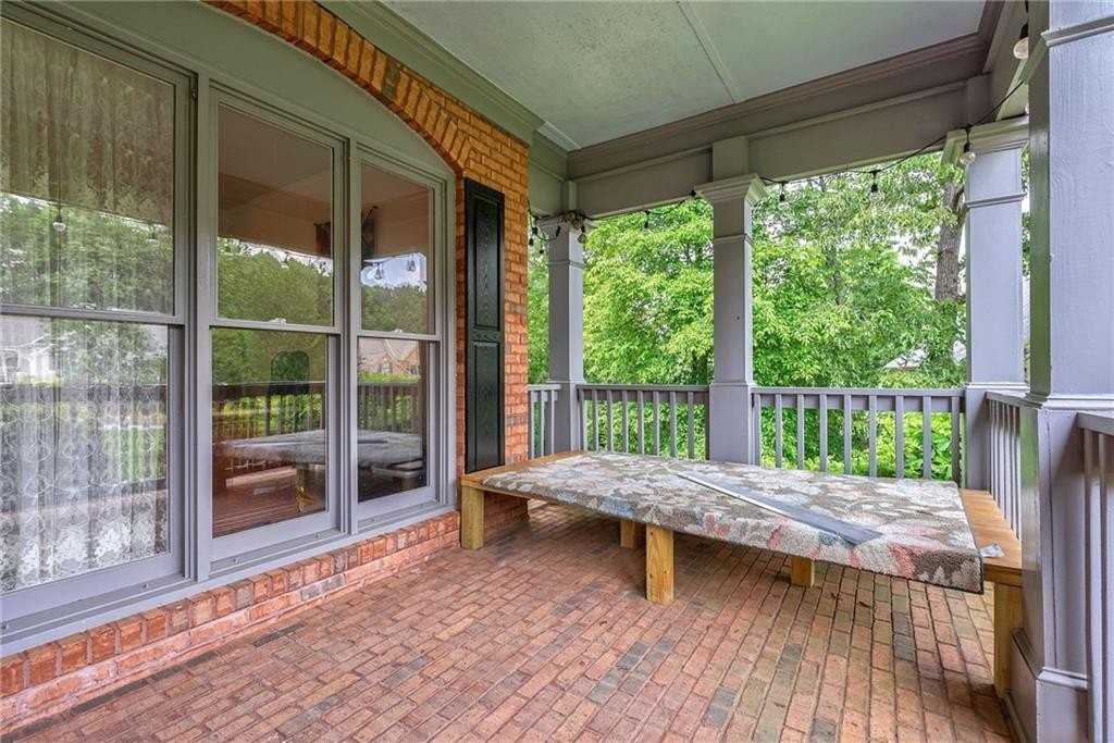 168 Highgrove Dr - Photo 4 of 50