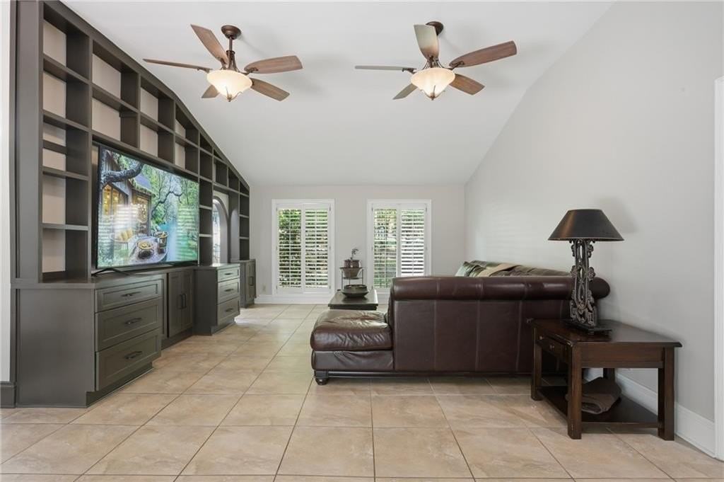 1180 Saint Andrews Cir - Photo 6 of 30