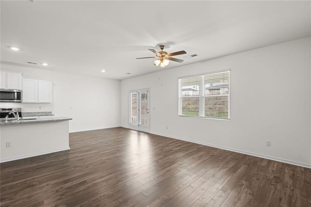 166 Champlain Rd - Photo 7 of 50