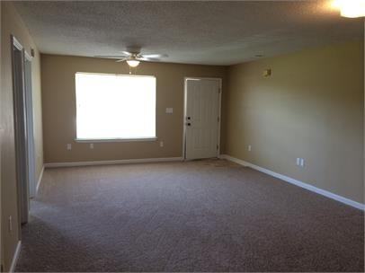 504 W Carolyn Ave - Photo 2 of 10