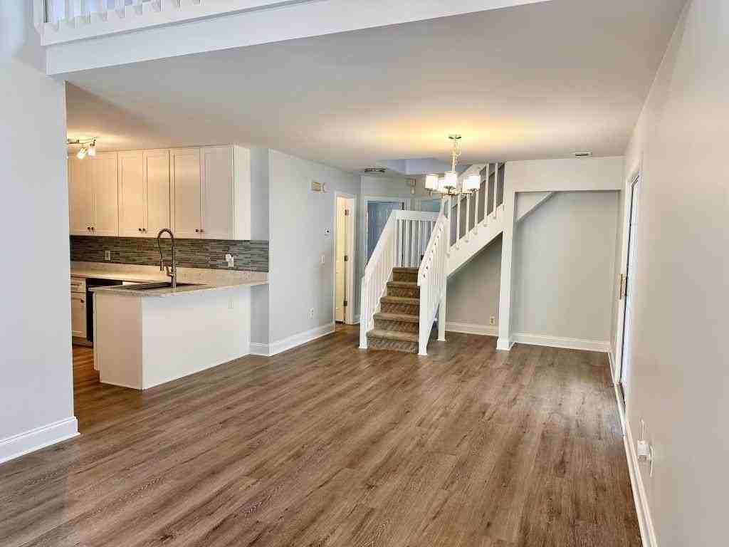 2651 Saint Charles Ln Nw - Photo 4 of 21