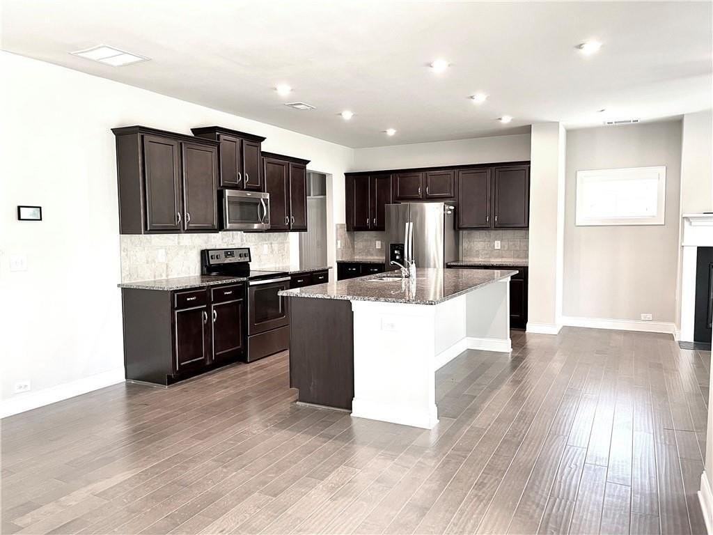 3685 Morgan Rd - Photo 7 of 30