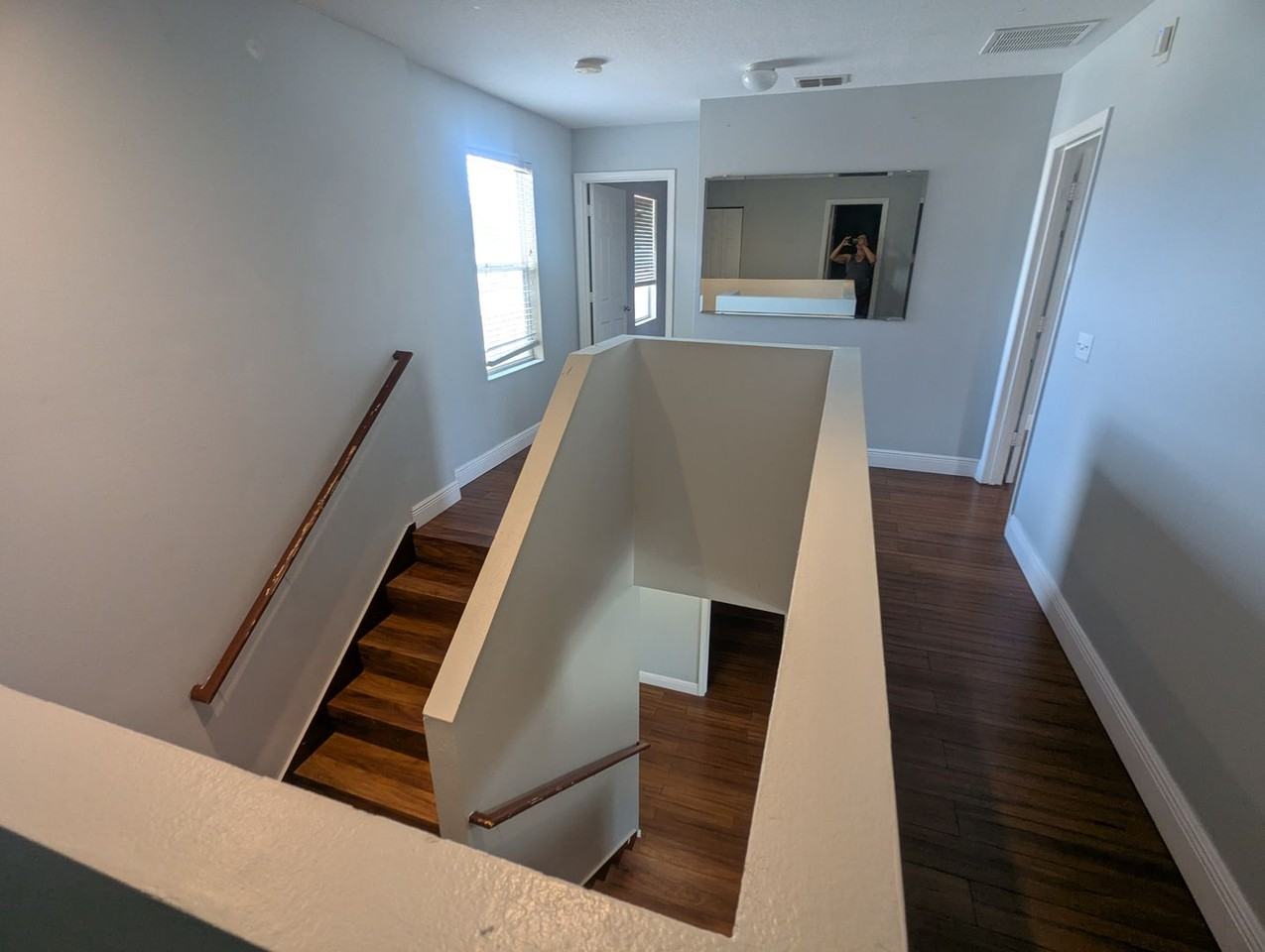 1628 Strathmore Cir - Photo 4 of 20