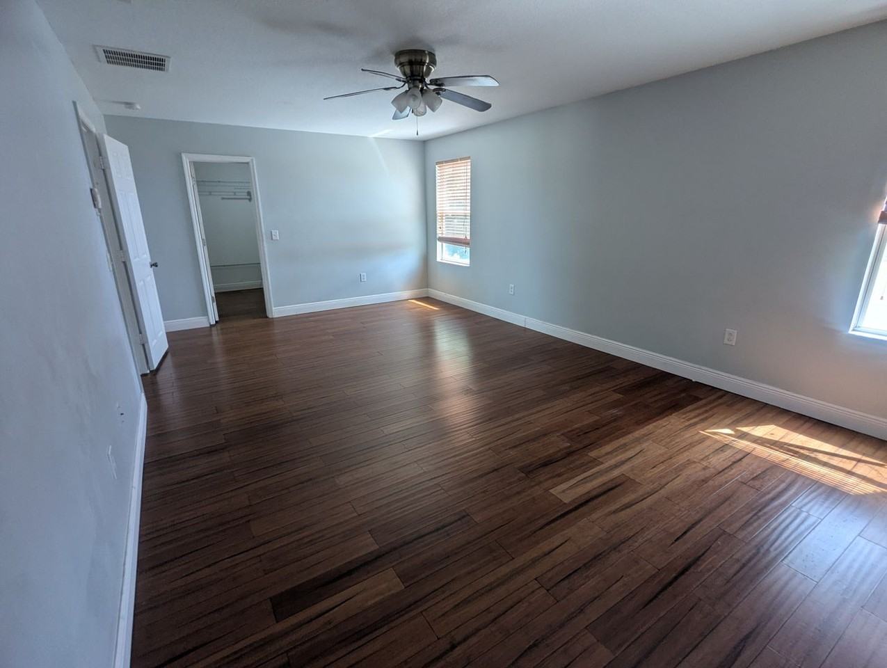 1628 Strathmore Cir - Photo 6 of 20