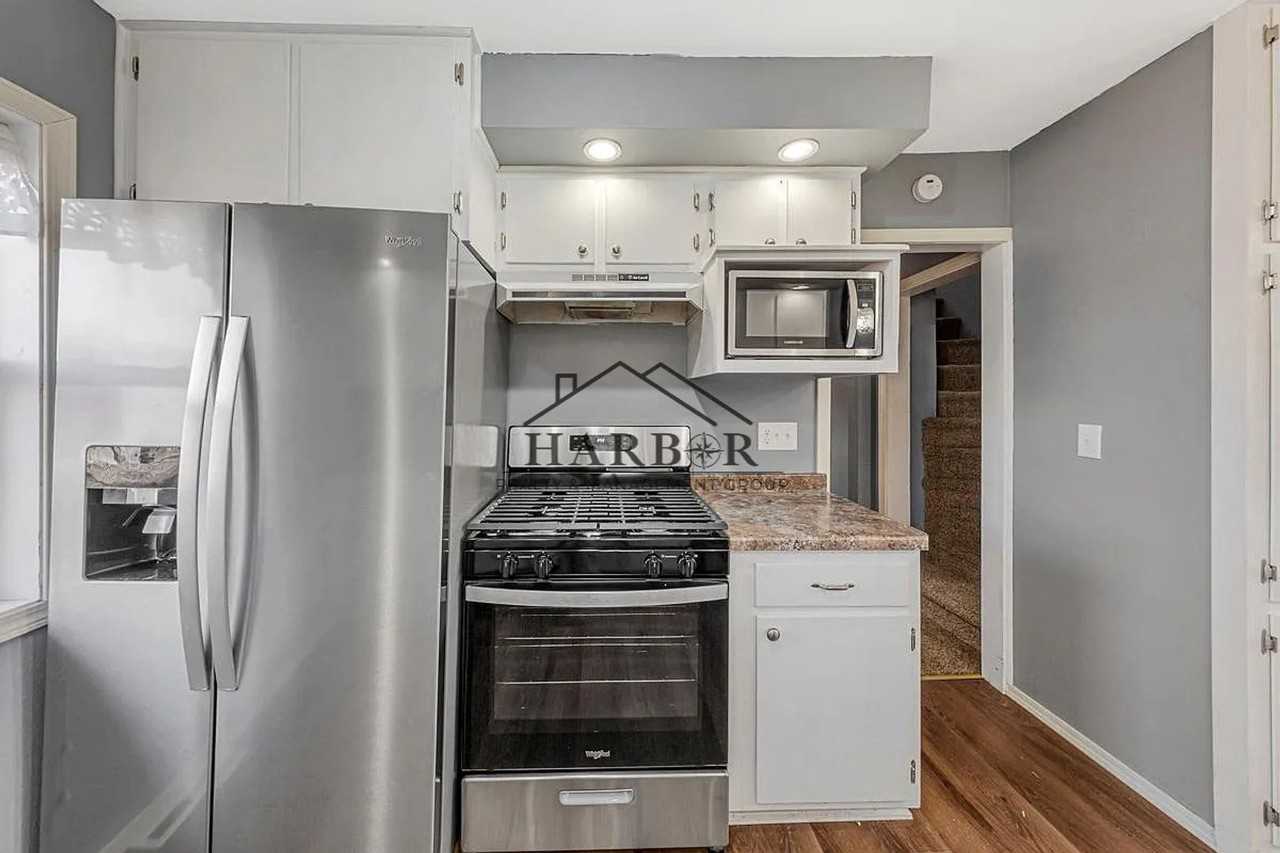 1127 1st St Sw - Photo 6 of 25