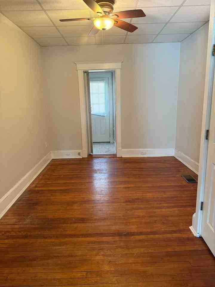 819 Motter Ave - Photo 2 of 6