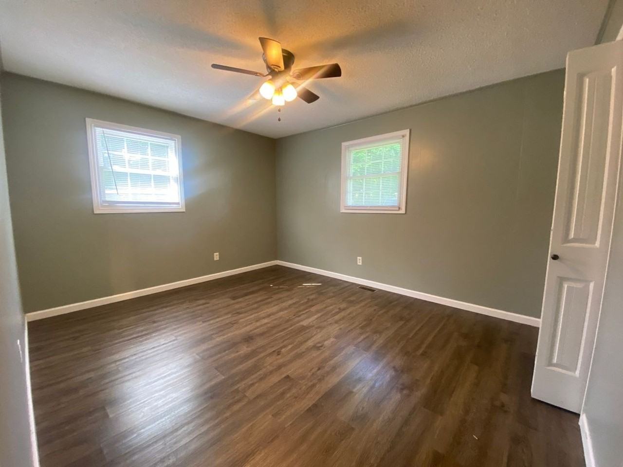 7 Lynn Terrace Ct - Photo 7 of 15