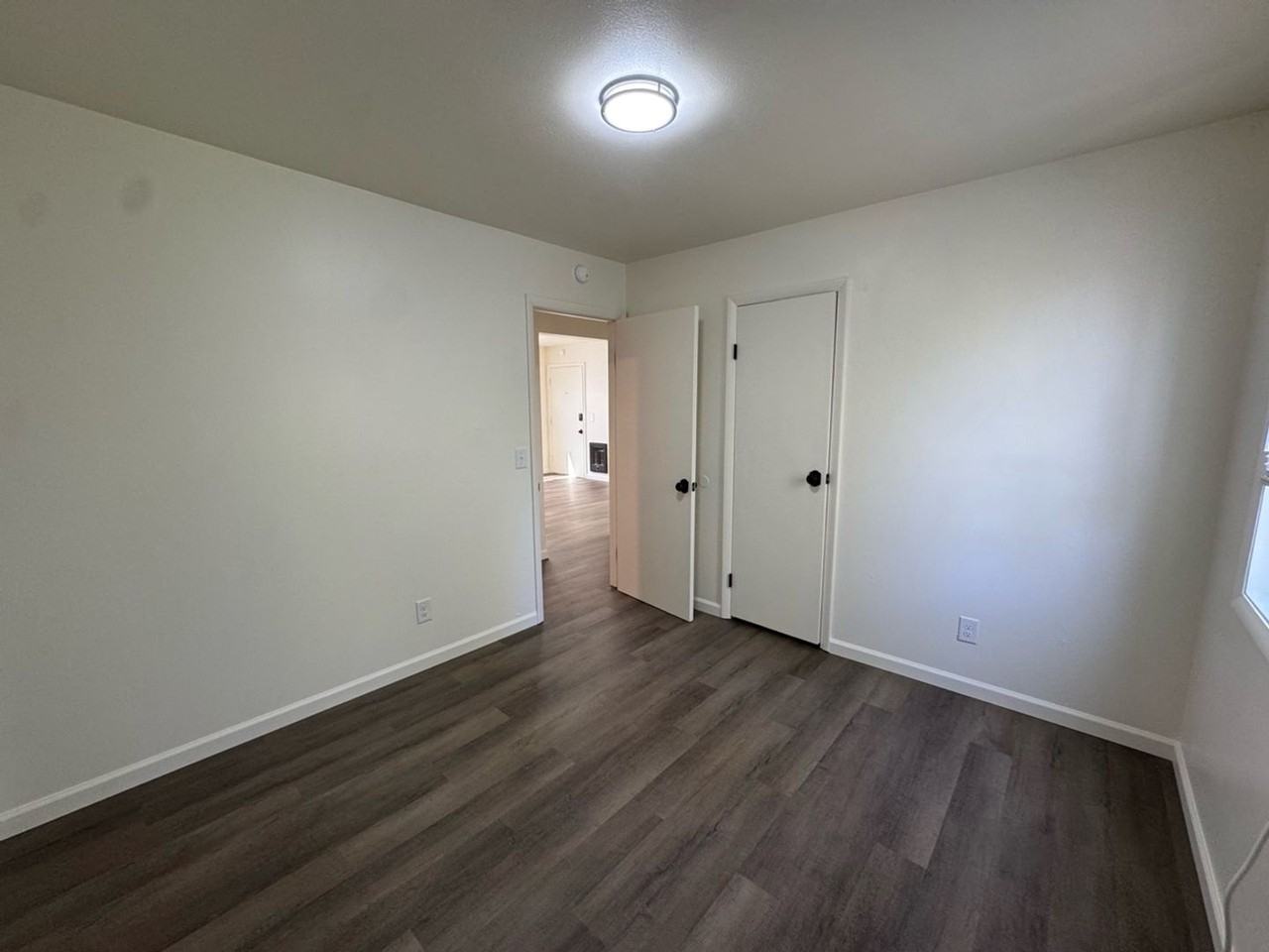 505 Stanley Ave - Photo 5 of 19