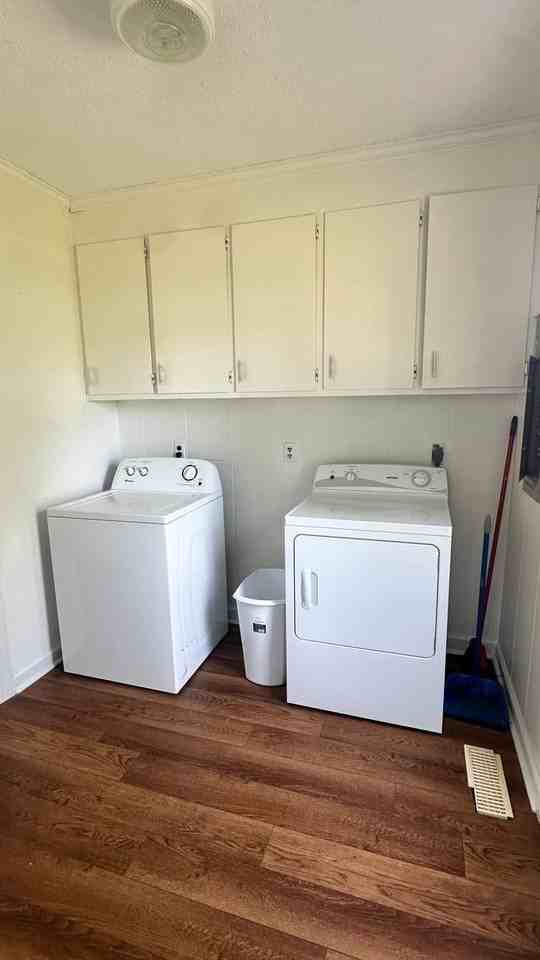 704 E Country Club Dr - Photo 6 of 21