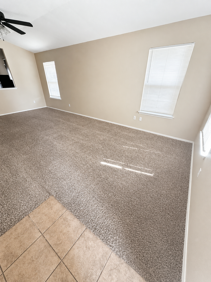 10008 Smock Mill Ln - Photo 3 of 19