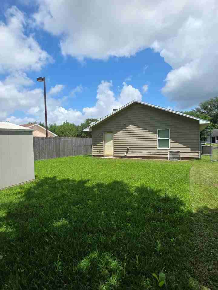 3367 Angel Ln - Photo 7 of 11