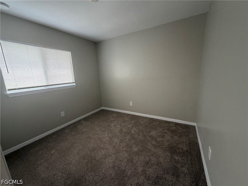 704 Gilbert Ave S - Photo 2 of 15