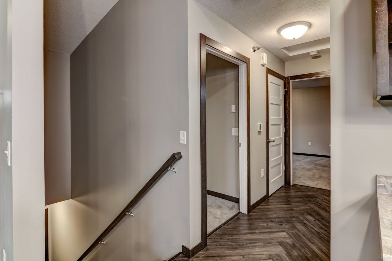 1000 N Hillcrest Pkwy - Photo 7 of 11