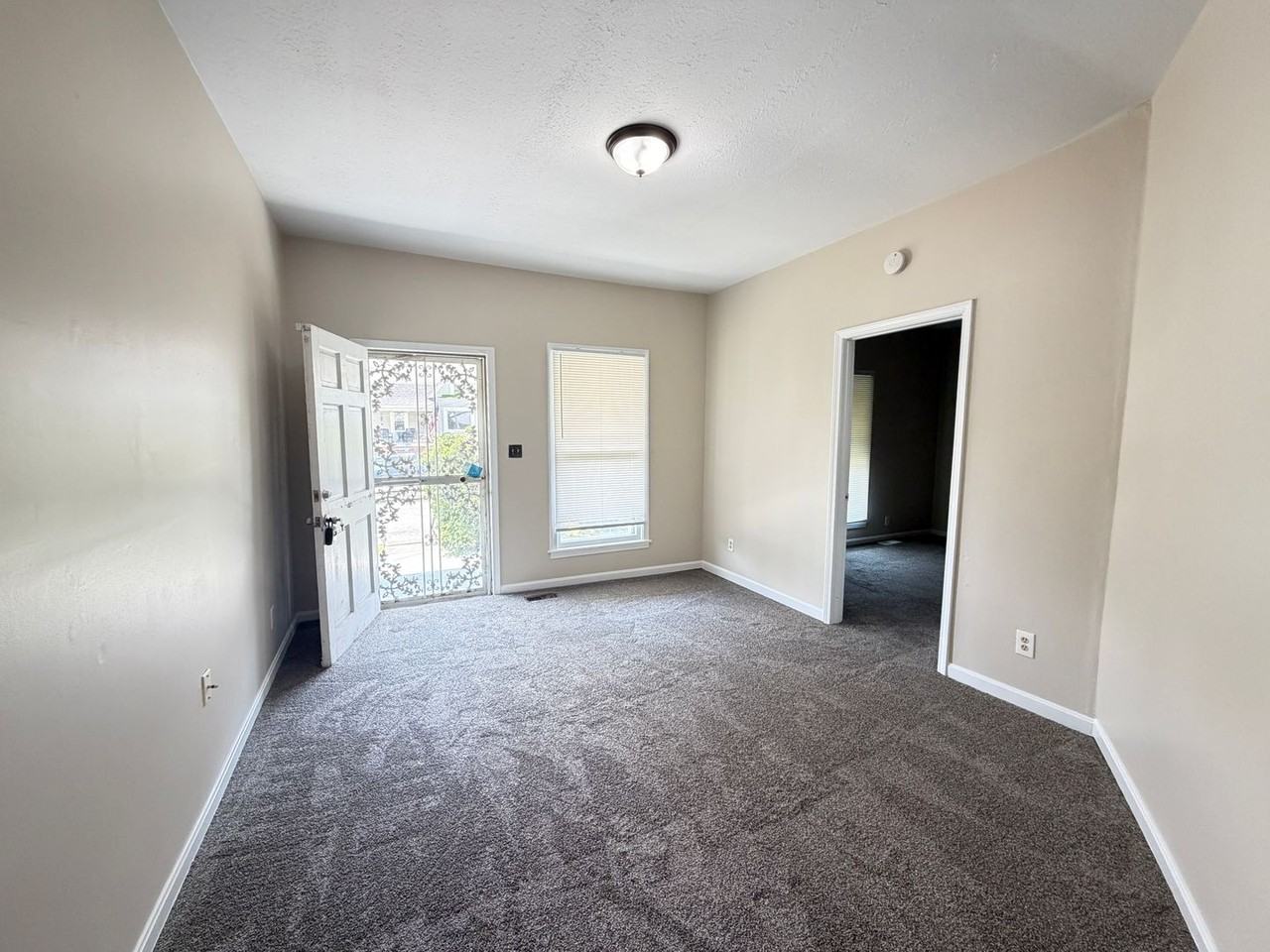 1411 Sale Ave - Photo 3 of 19