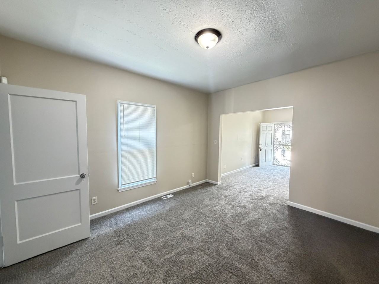 1411 Sale Ave - Photo 4 of 19