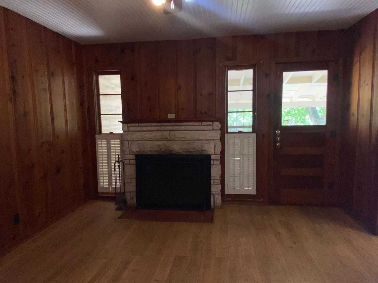 1606 S 37th St - Photo 4 of 23