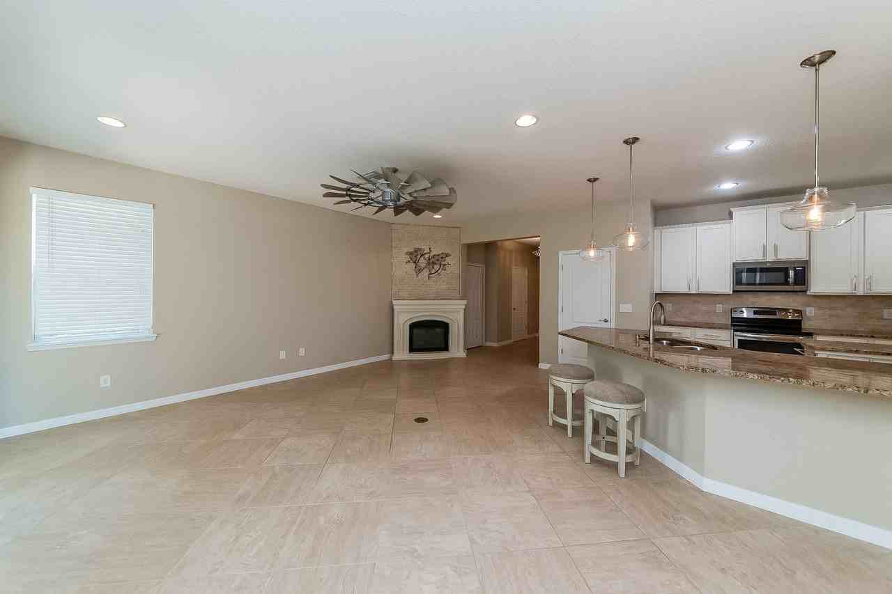 5532 Pamplona Way - Photo 3 of 23