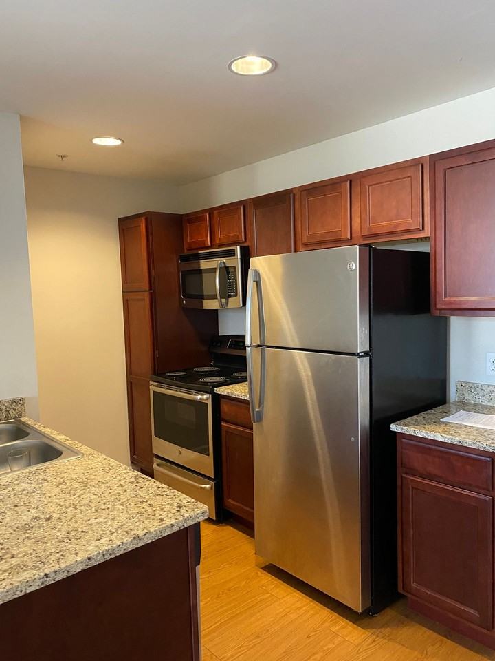 38th Street Lofts - Photo 3 of 10