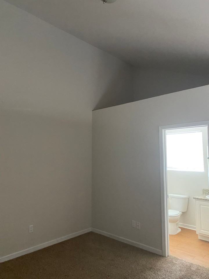 38th Street Lofts - Photo 6 of 10