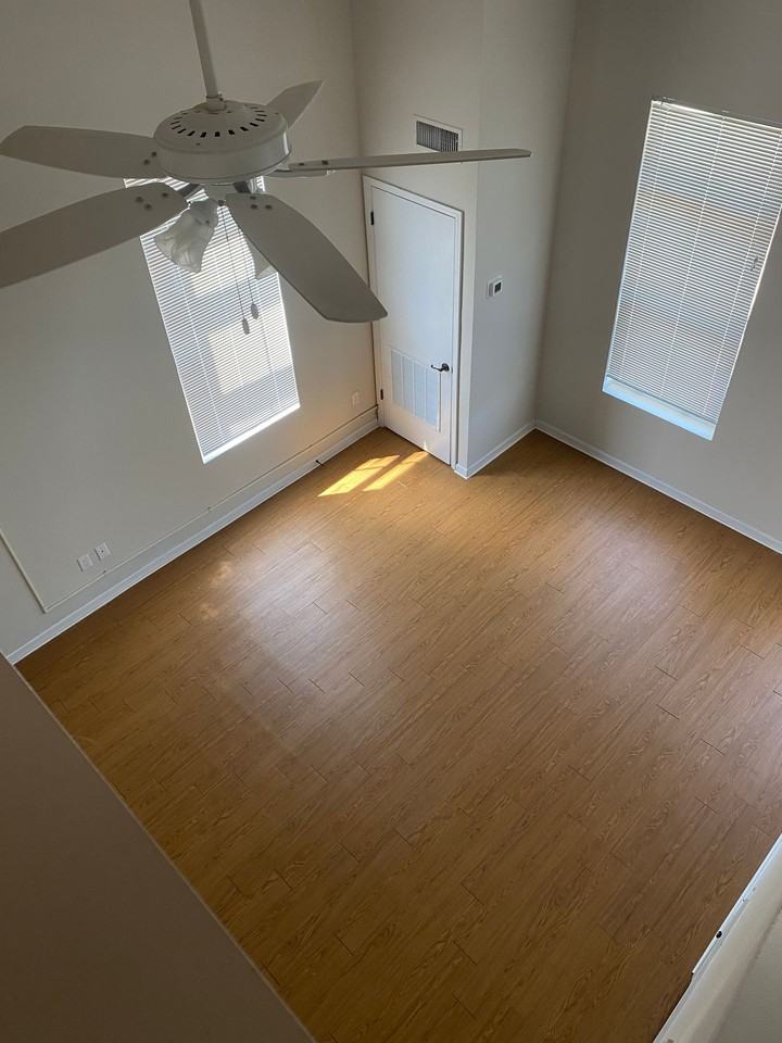 38th Street Lofts - Photo 7 of 10