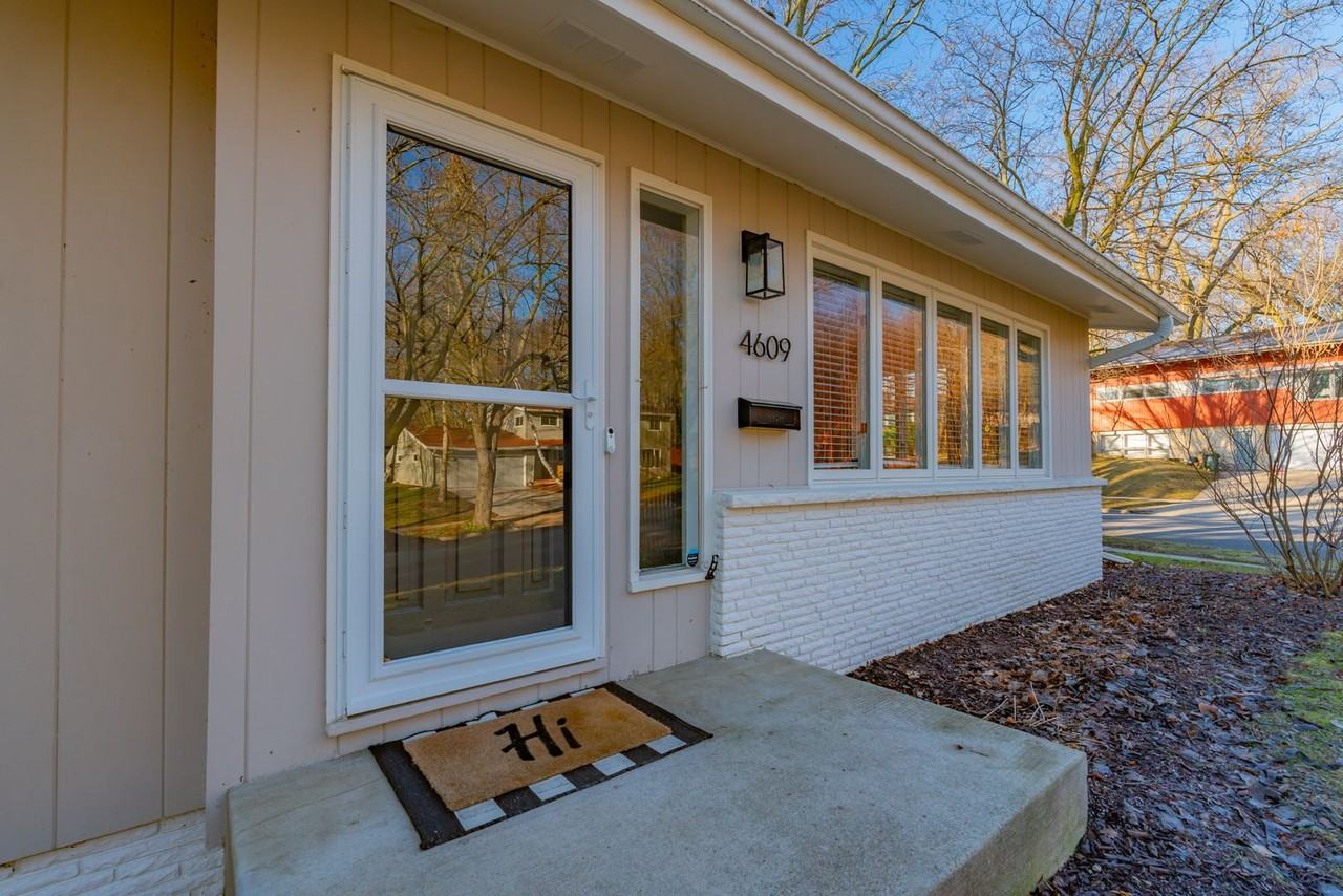 4609 Waukesha St - Photo 7 of 50