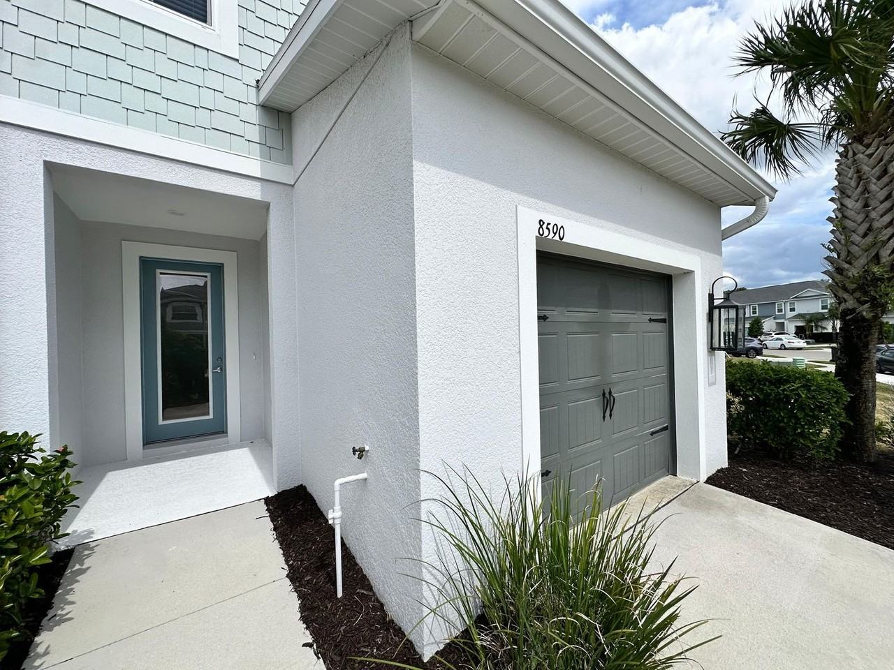 8590 Canyon Creek Trl - Photo 3 of 50