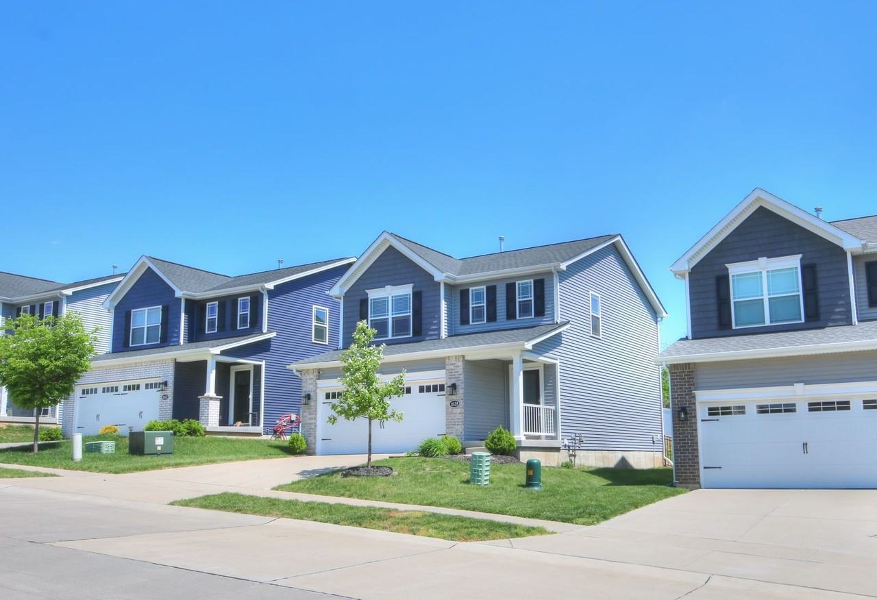 11128 Fort Samuel Dr - Photo 2 of 8