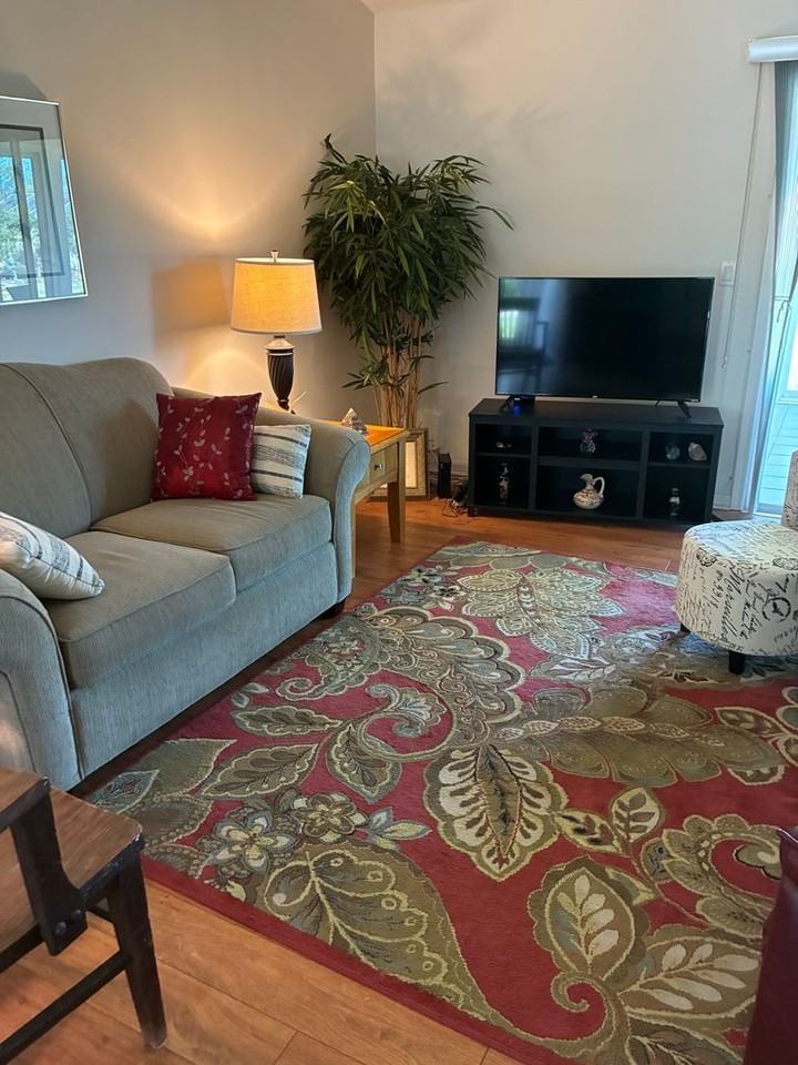 30 Fenwick Ln - Photo 5 of 17