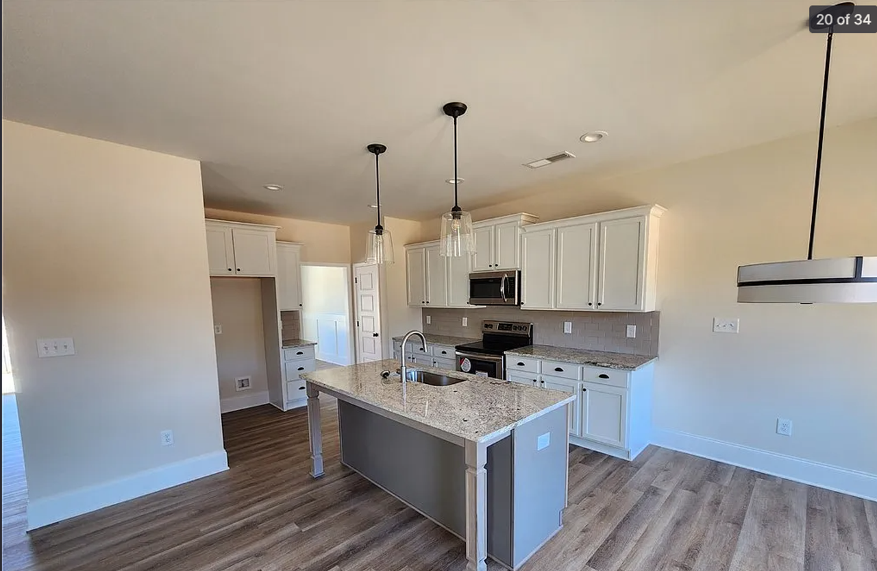 1740 Willow Creek Dr - Photo 6 of 18