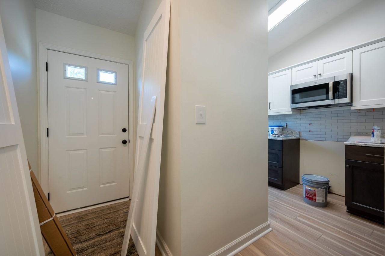 373 Tinkerview Dr - Photo 7 of 50