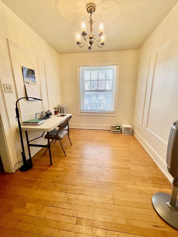 1805 E Park Pl. - Photo 7 of 19