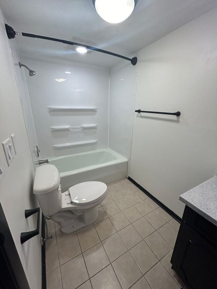 10715 O Street - Photo 7 of 11