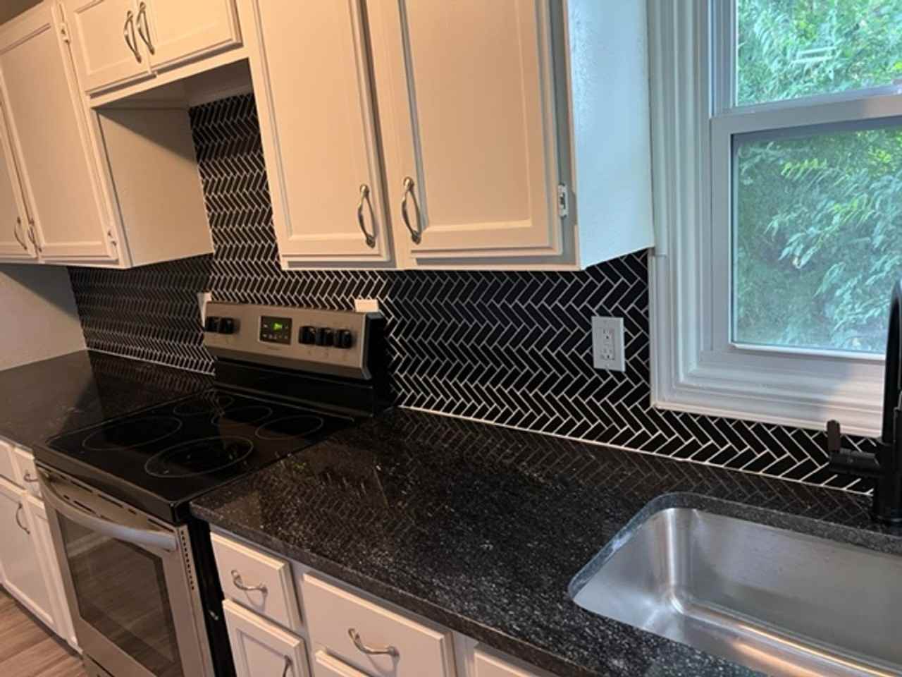 623 N Highland Dr - Photo 7 of 14