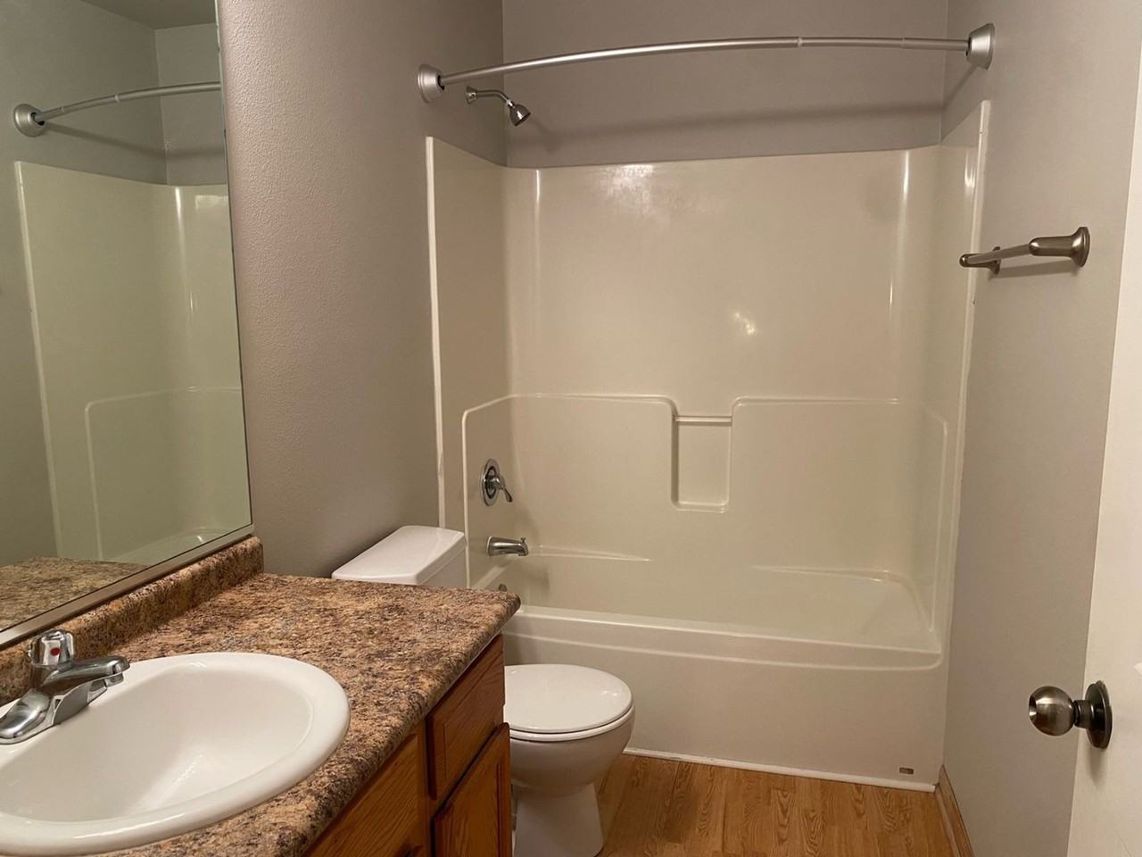 3035 Sw Sharmin Ln - Photo 7 of 11